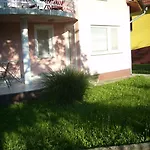 Apartment Porat House *