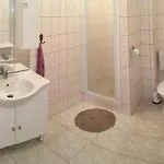 Porat House