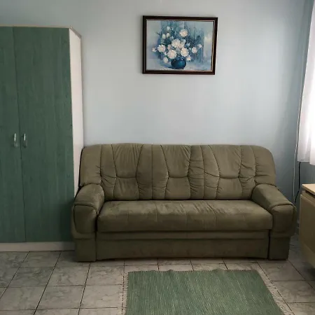 Porat House