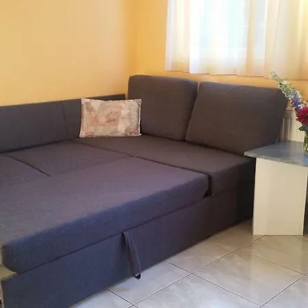 Porat House