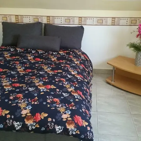 Porat House